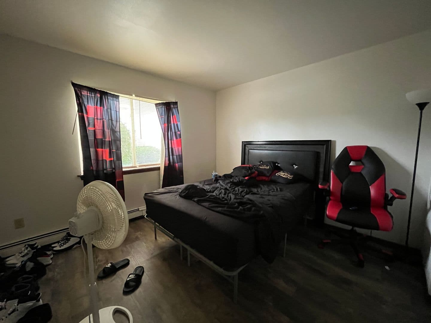 Milwaukee Apartment: 427 S. Hawley Rd.