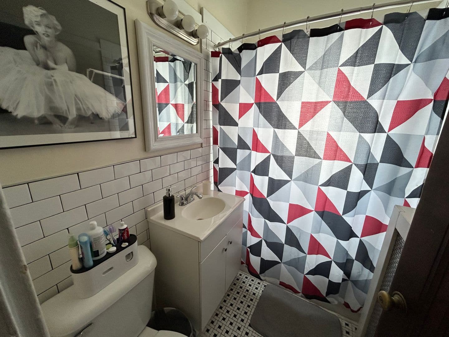 West Allis Apartment: 1705 S. 84th St.
