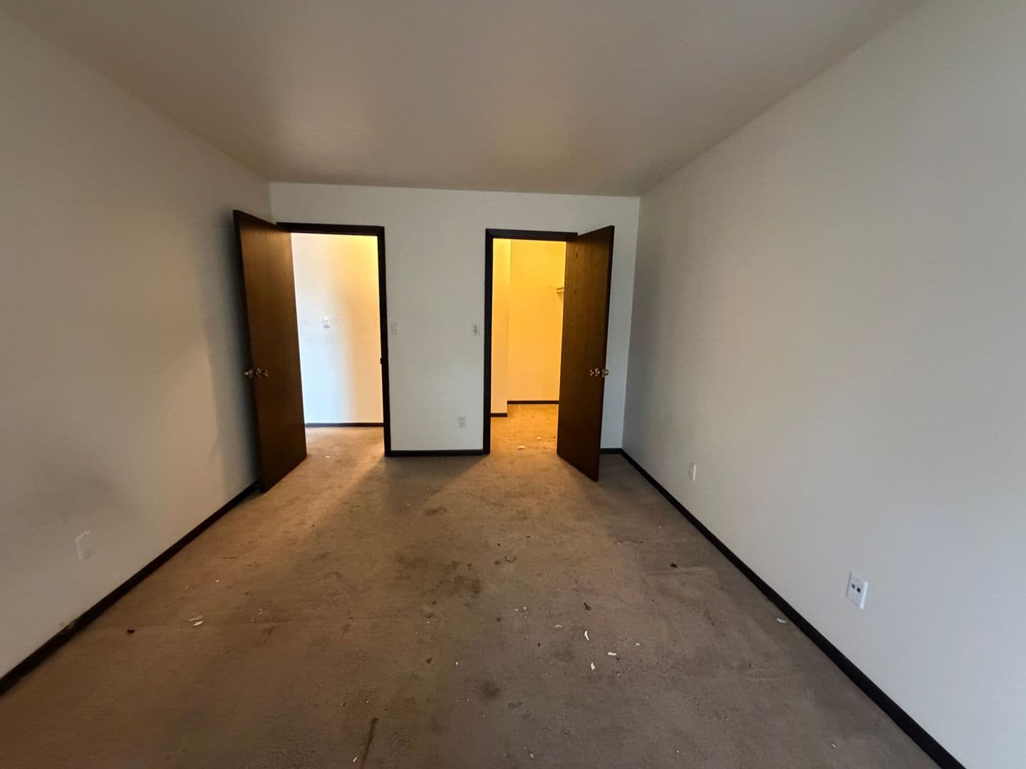 Green Bay Apartment: 1674 Shawano Ave