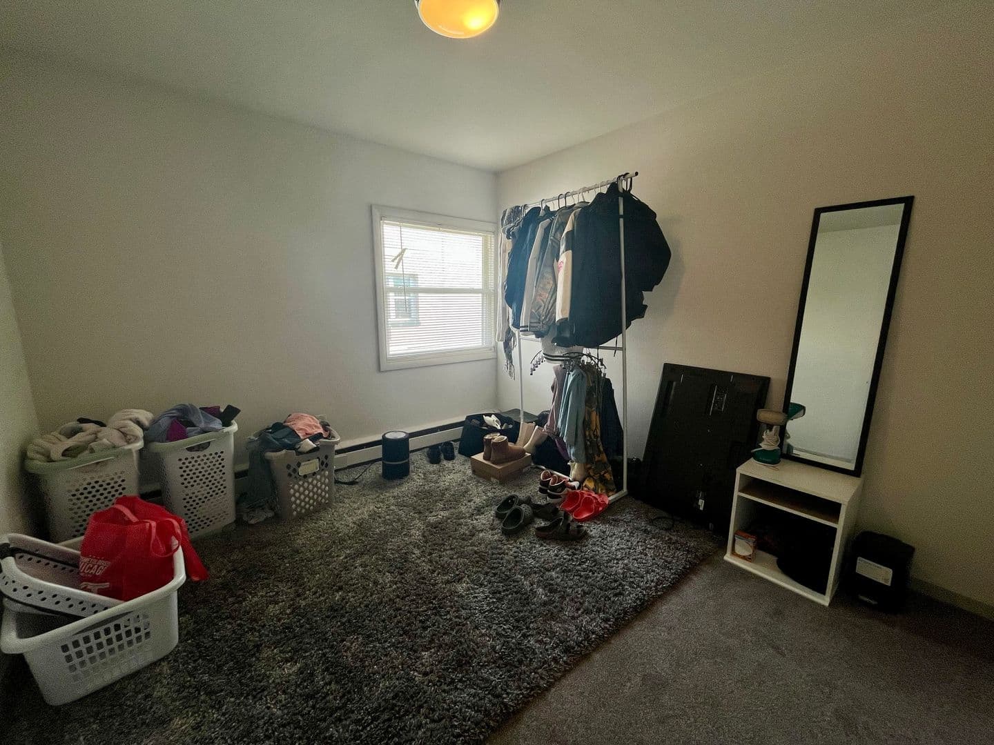 Milwaukee Apartment: 2867 S. Kinnickinnic Ave.