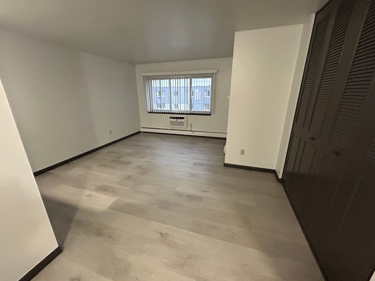West Milwaukee Apartment: 5501 W National Ave