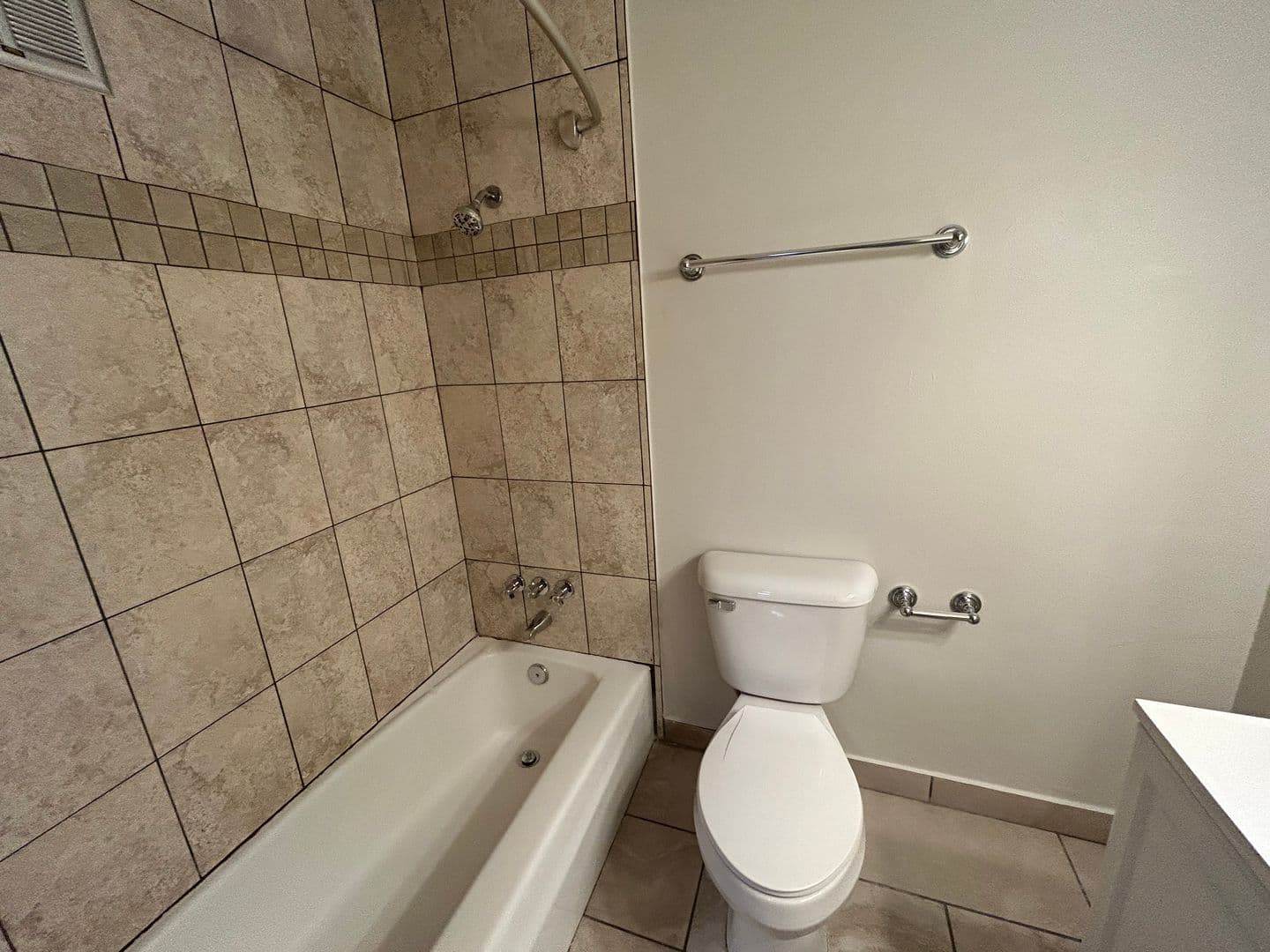 West Milwaukee Apartment: 5501 W National Ave