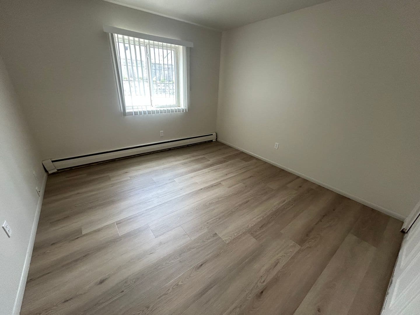 West Milwaukee Apartment: 5501 W National Ave