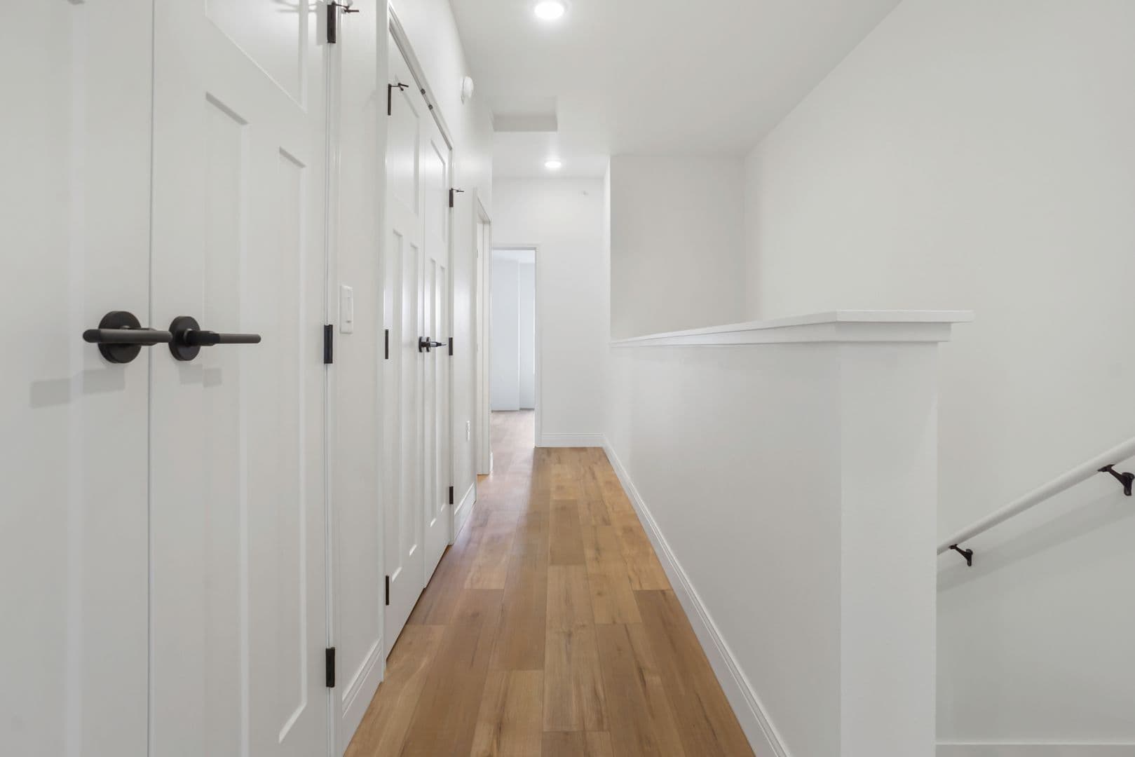 Slinger Apartment: 115 Kettle Moraine Drive S.