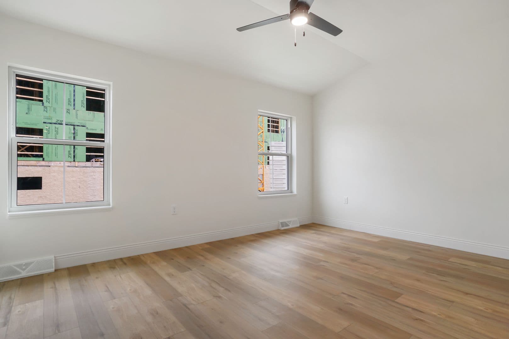 Slinger Apartment: 115 Kettle Moraine Drive S.