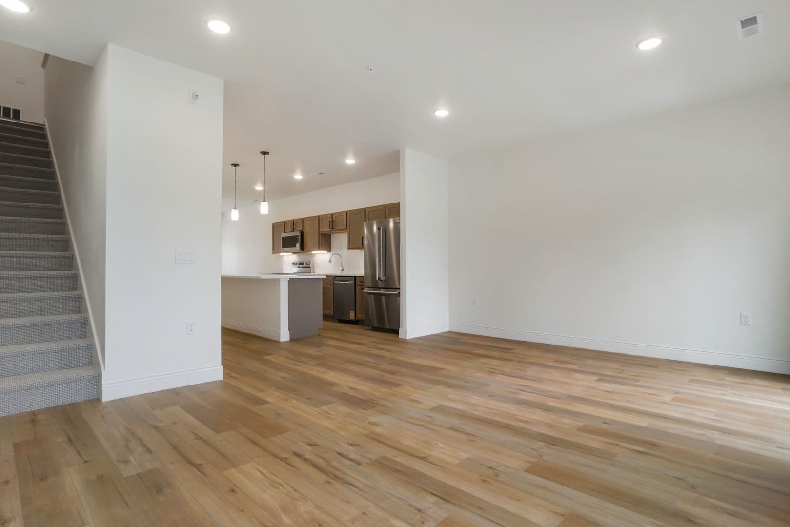 Slinger Apartment: 115 Kettle Moraine Drive S.