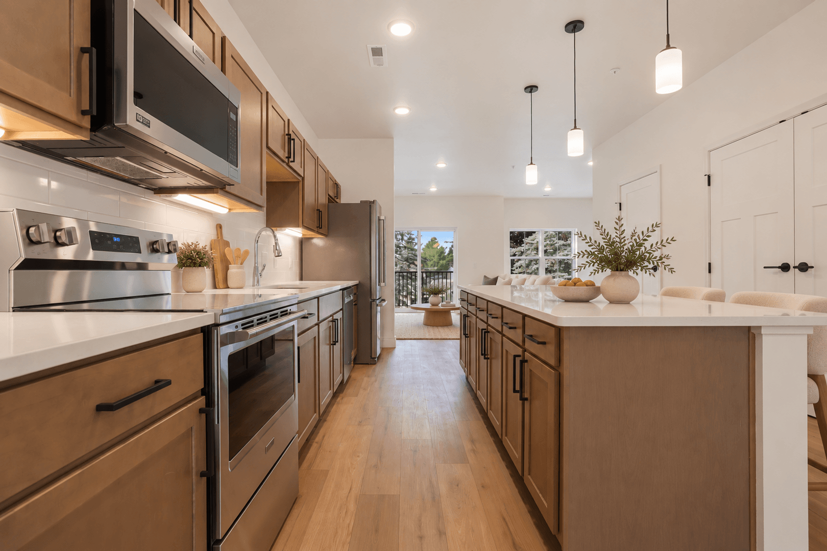 Slinger Apartment: 115 Kettle Moraine Drive S.