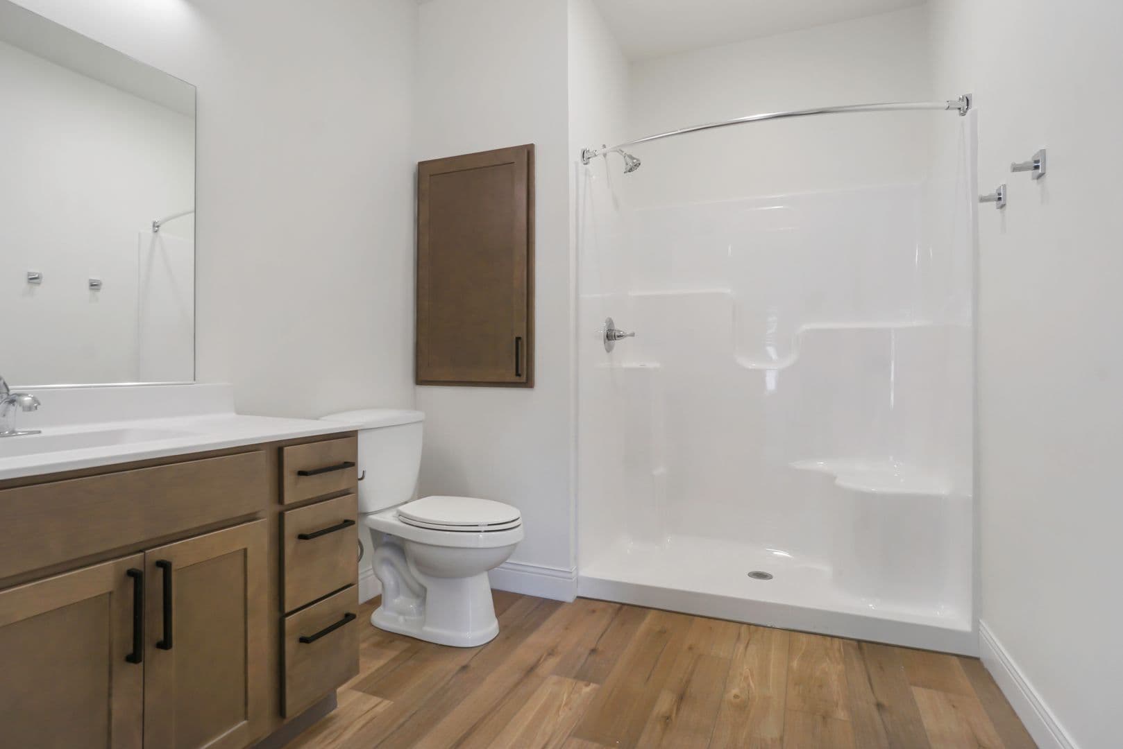 Slinger Apartment: 115 Kettle Moraine Drive S.
