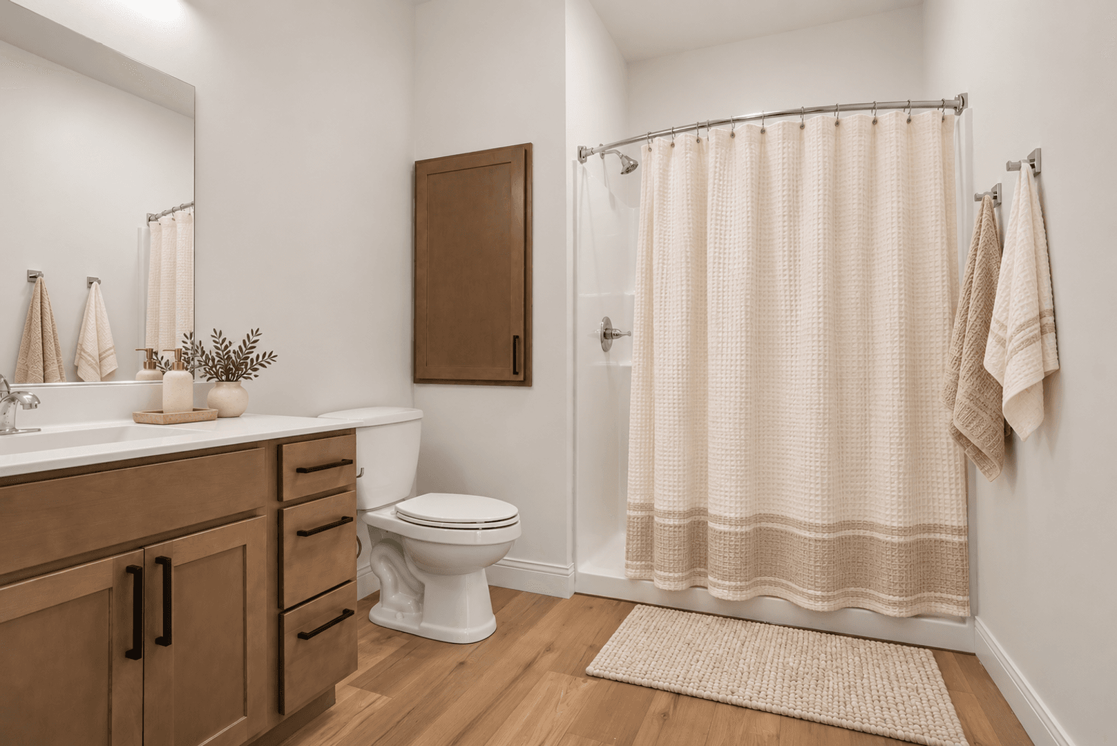 Slinger Apartment: 115 Kettle Moraine Drive S.