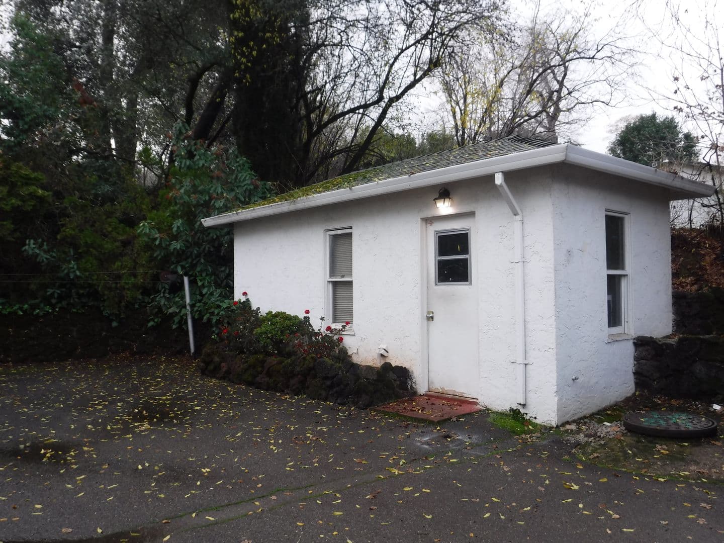 REDDING Apartment: 2222 CALIFORNIA STREET