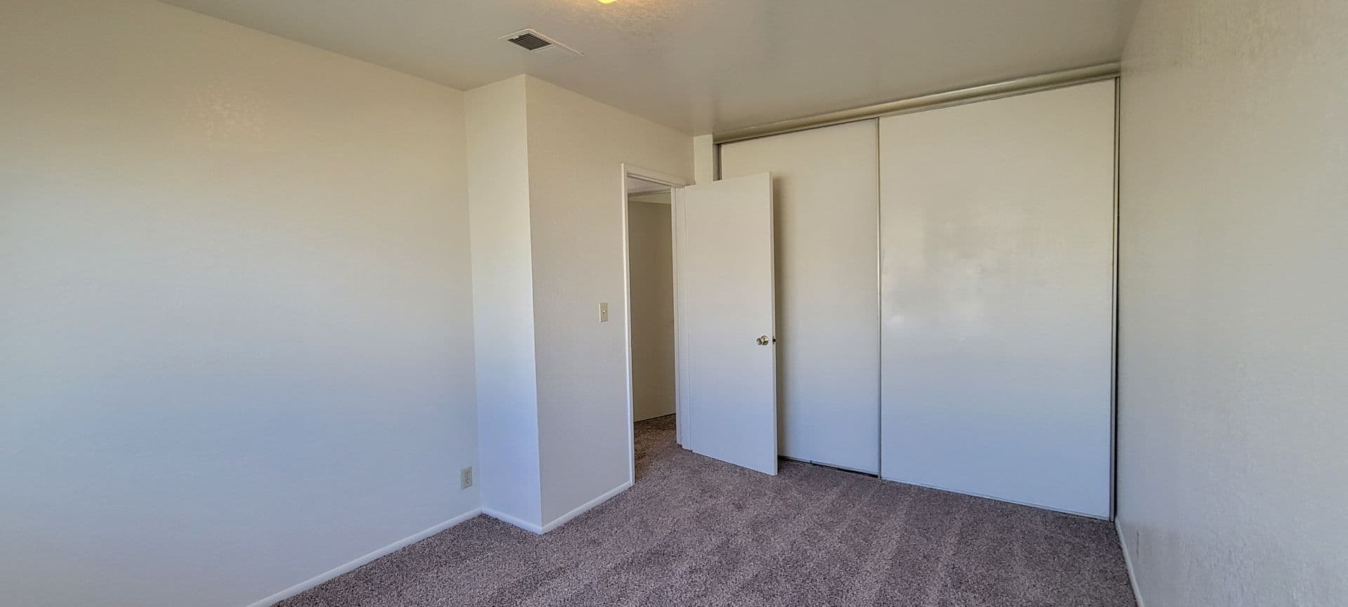 REDDING Apartment: 880 SHILOH CT