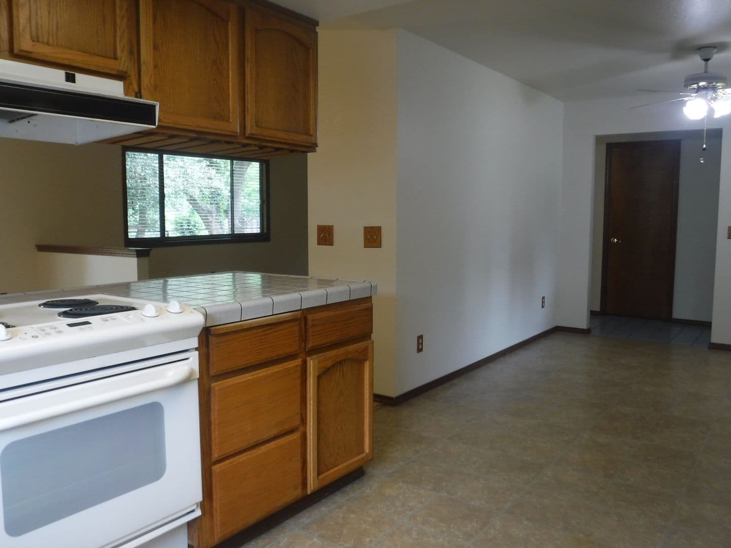 REDDING House: 3314 SOMERSET AVE