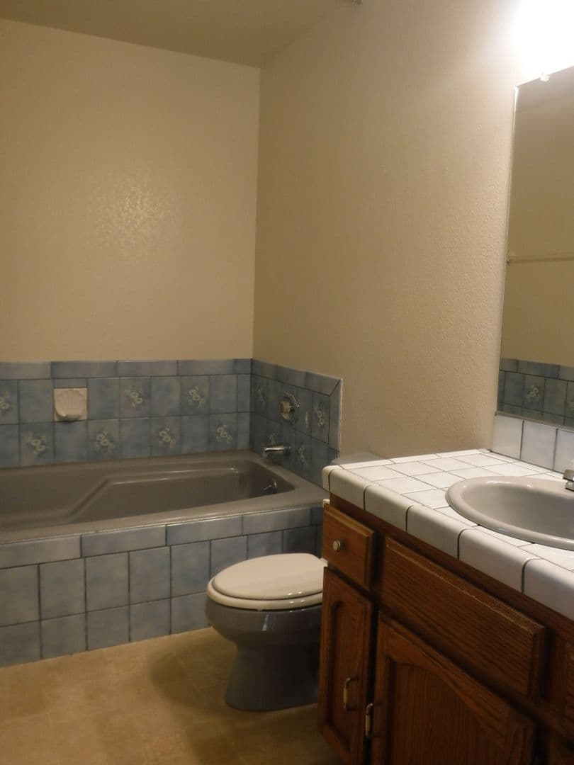 REDDING House: 3314 SOMERSET AVE