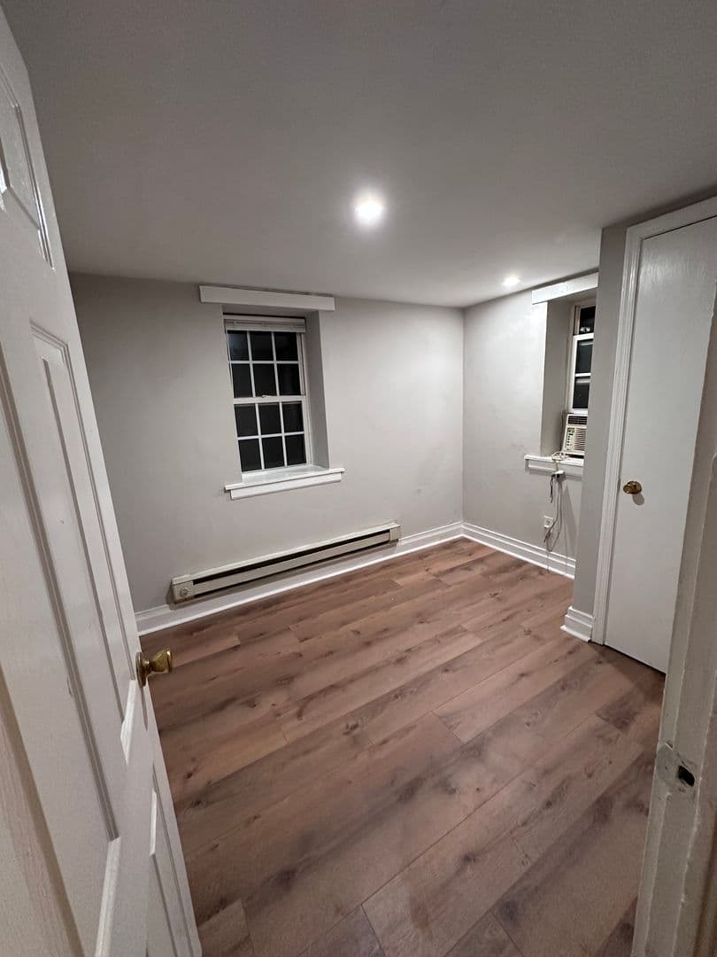 Chesapeake Apartment: 1411 20th Street