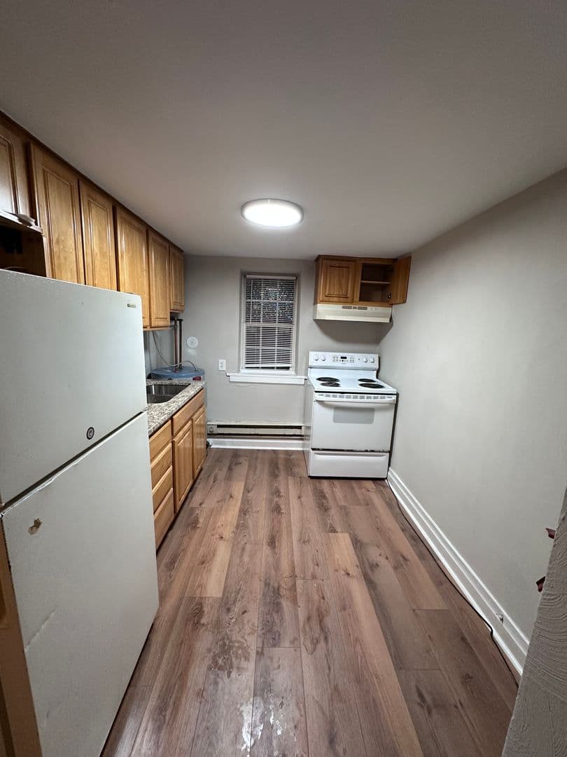 Chesapeake Apartment: 1411 20th Street
