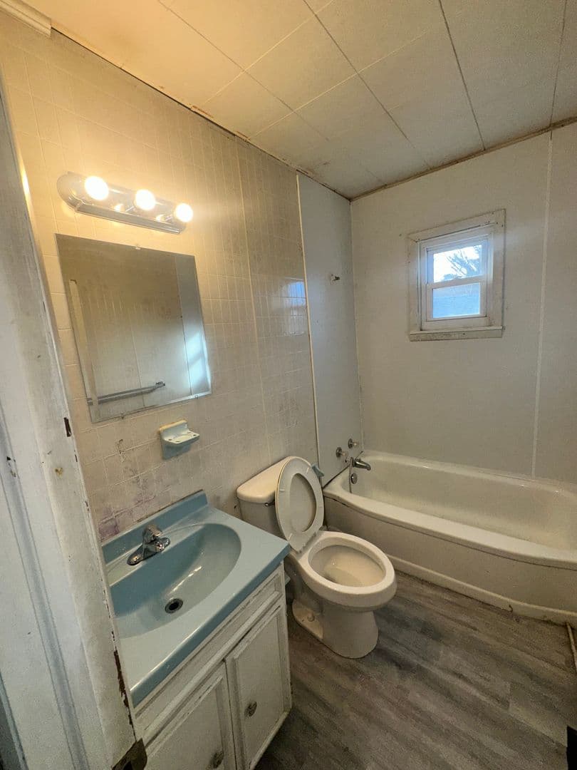 Portsmouth House: 3441 Downes Street
