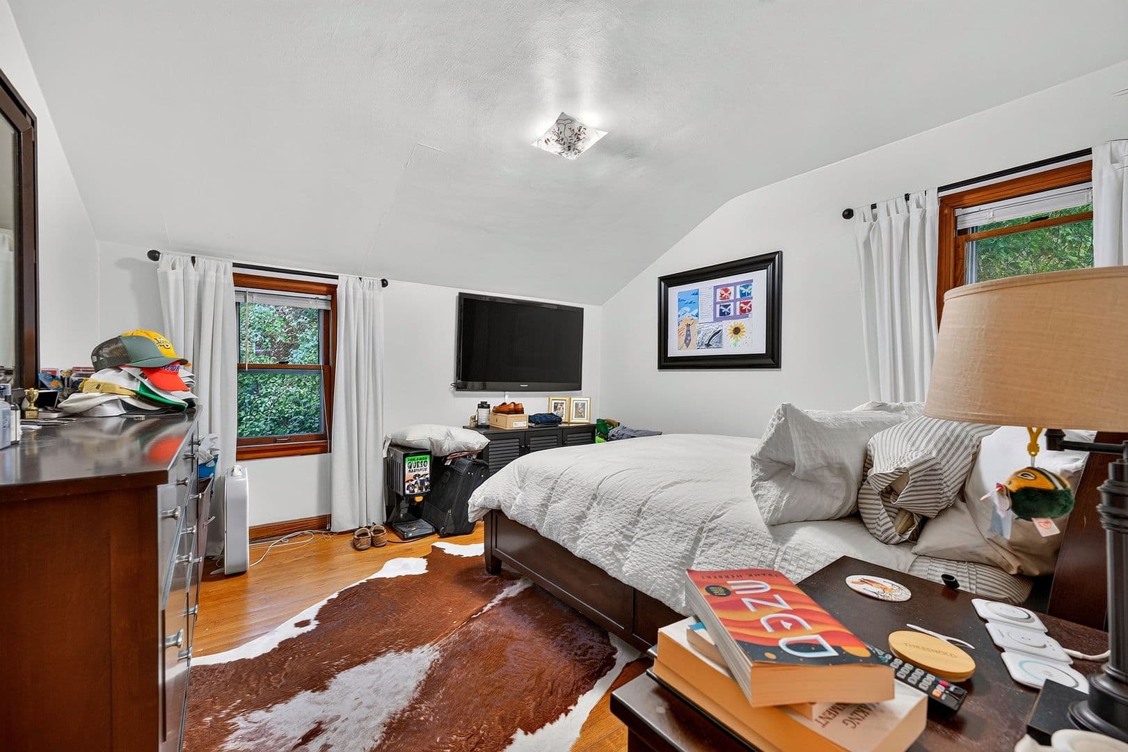 Wauwatosa Apartment: 1424 N 70th St