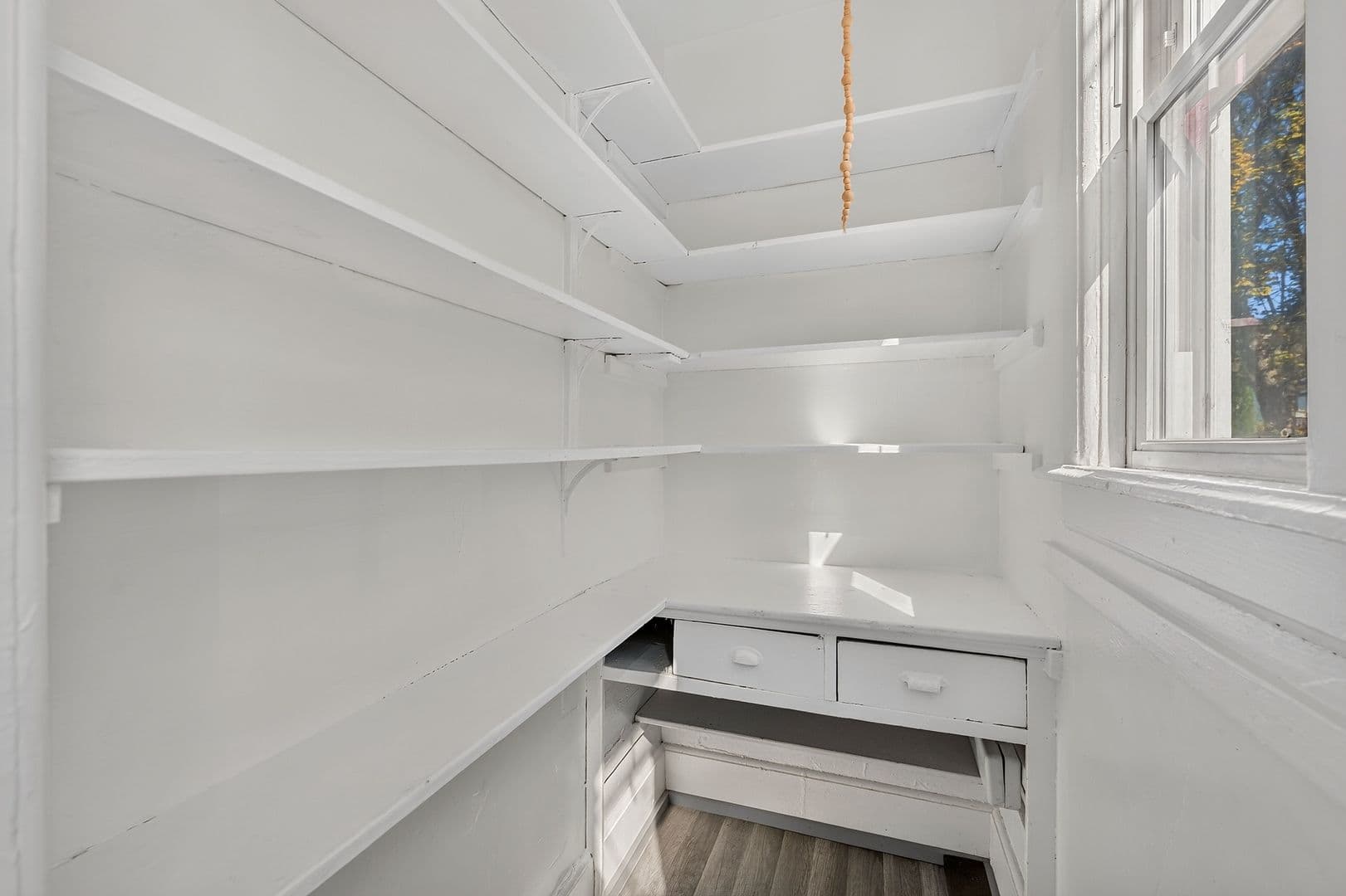 Milwaukee Apartment: 2320 N Buffum St