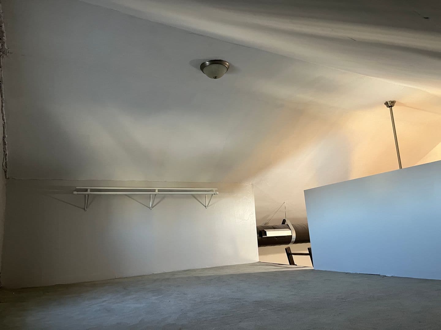 Milwaukee Apartment: 311 W Brown St