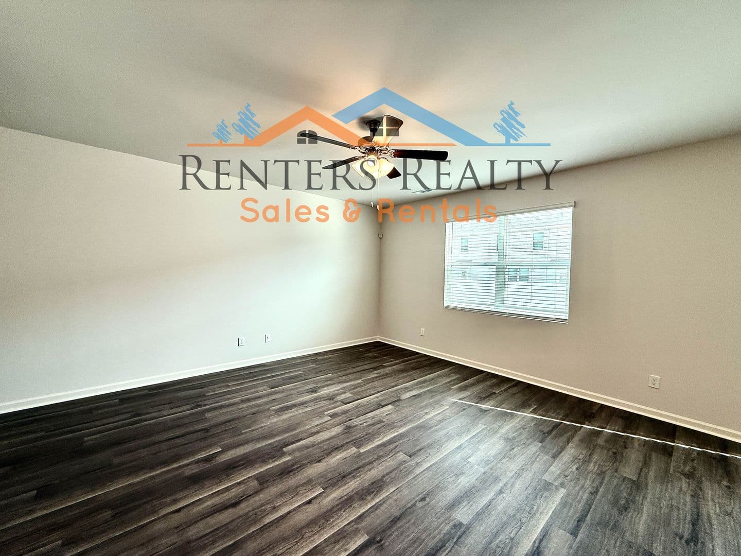 Madison Townhome: 223 Maple Spring Trl