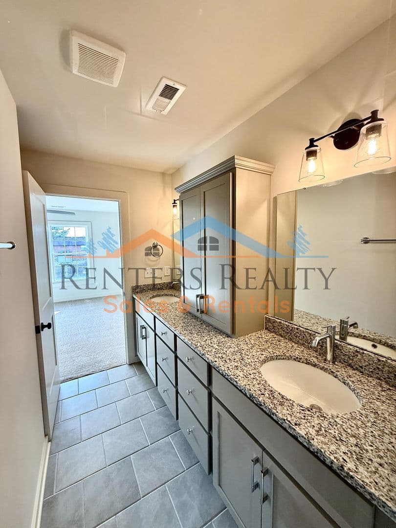 Huntsville Townhome: 3611 8th Ave SW - A