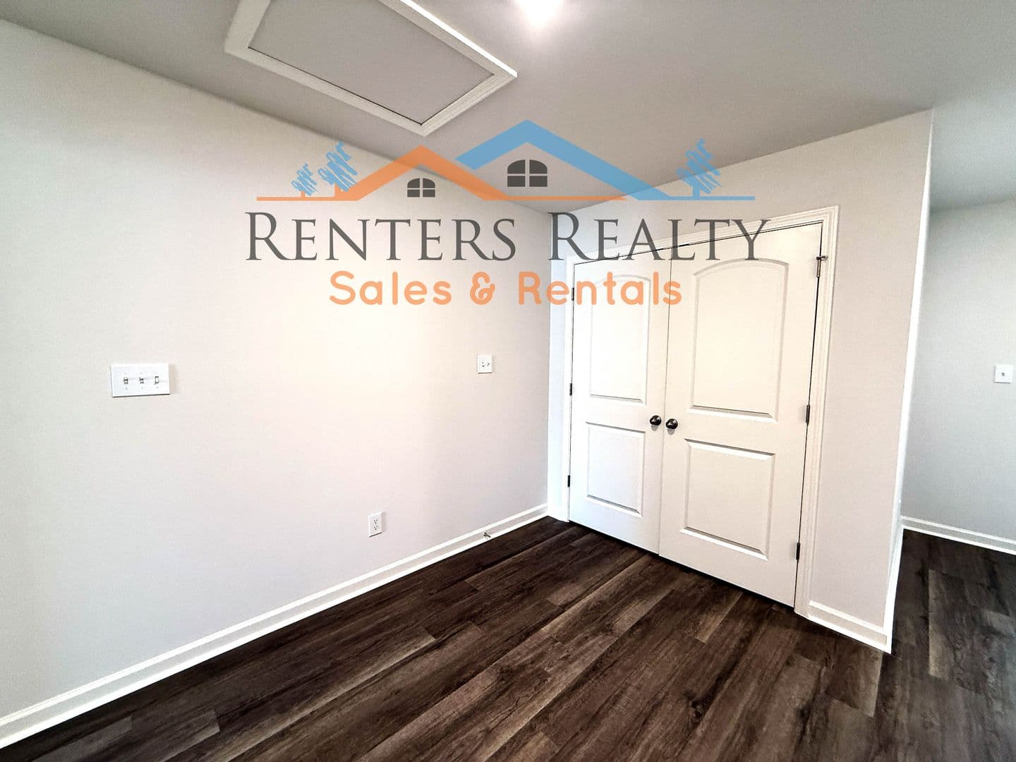 Madison Townhome: 223 Maple Spring Trl