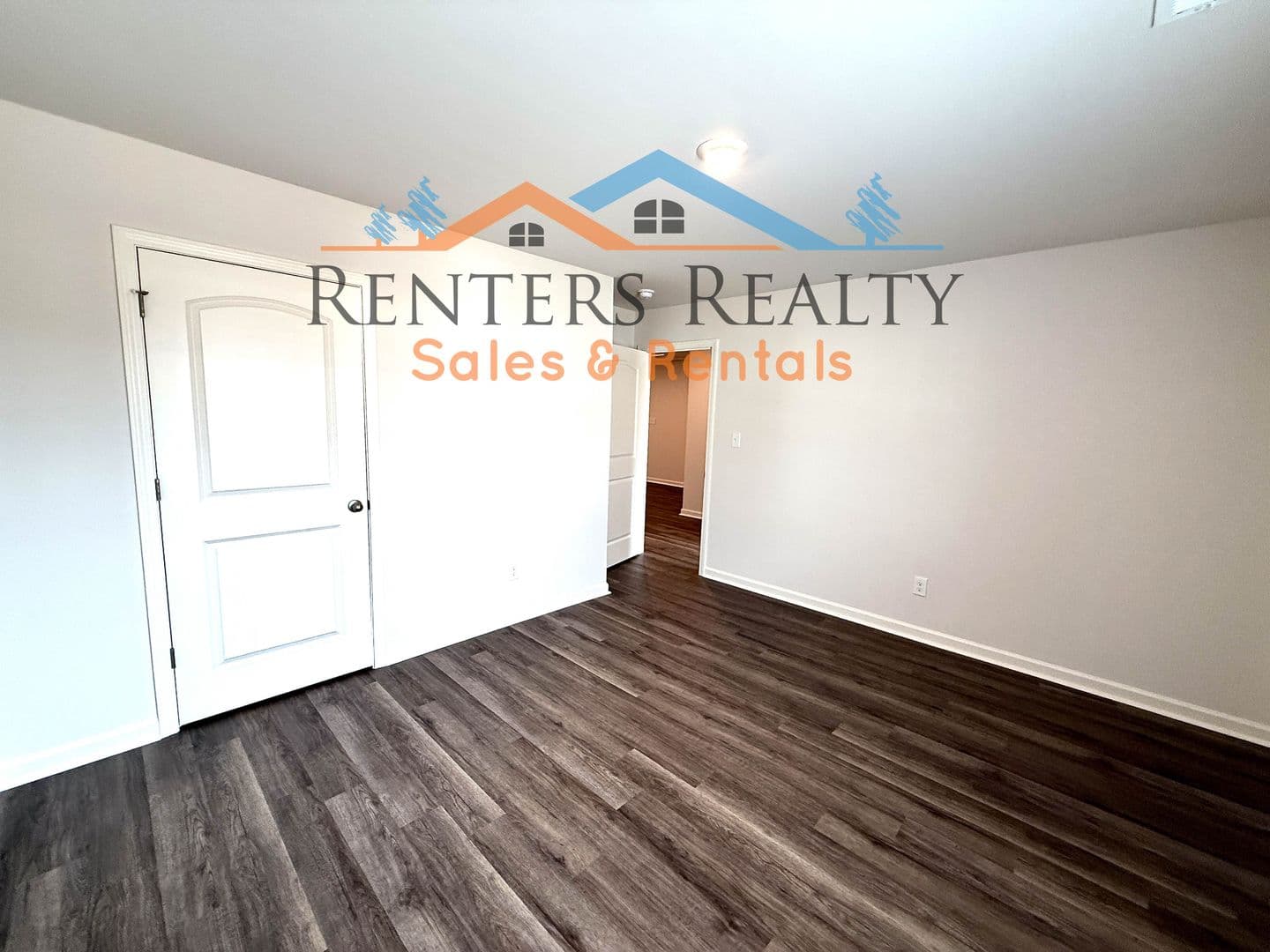 Madison Townhome: 223 Maple Spring Trl