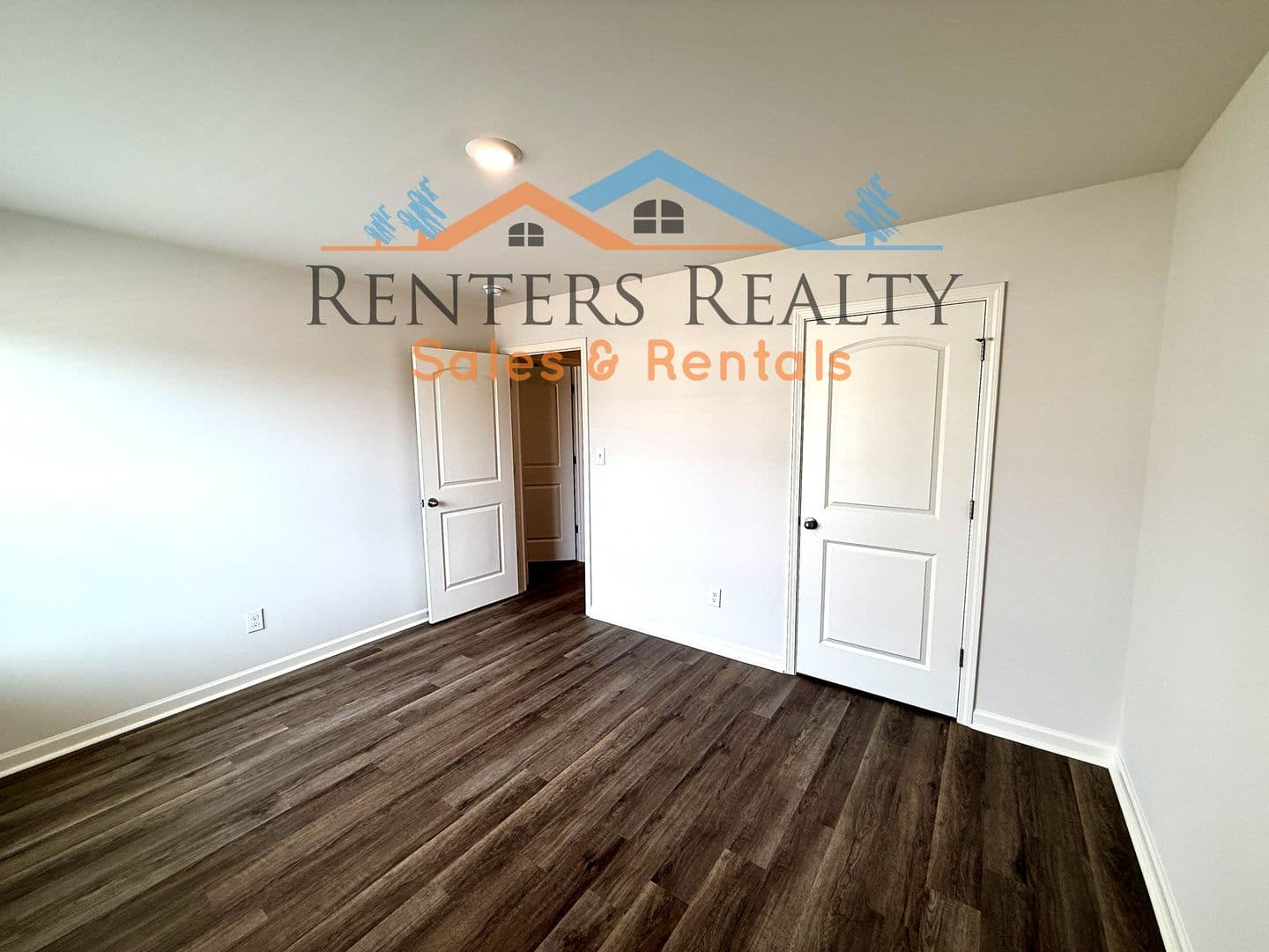 Madison Townhome: 223 Maple Spring Trl