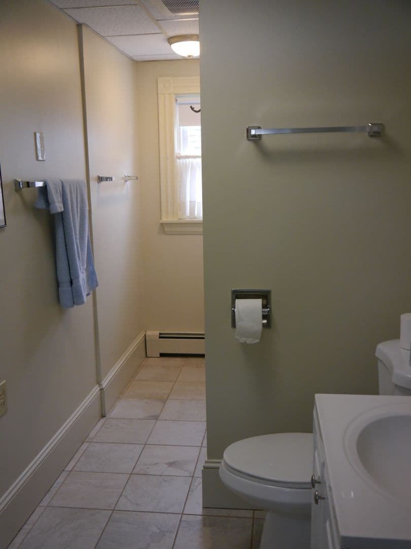 Brunswick Apartment: 9 Cedar Street