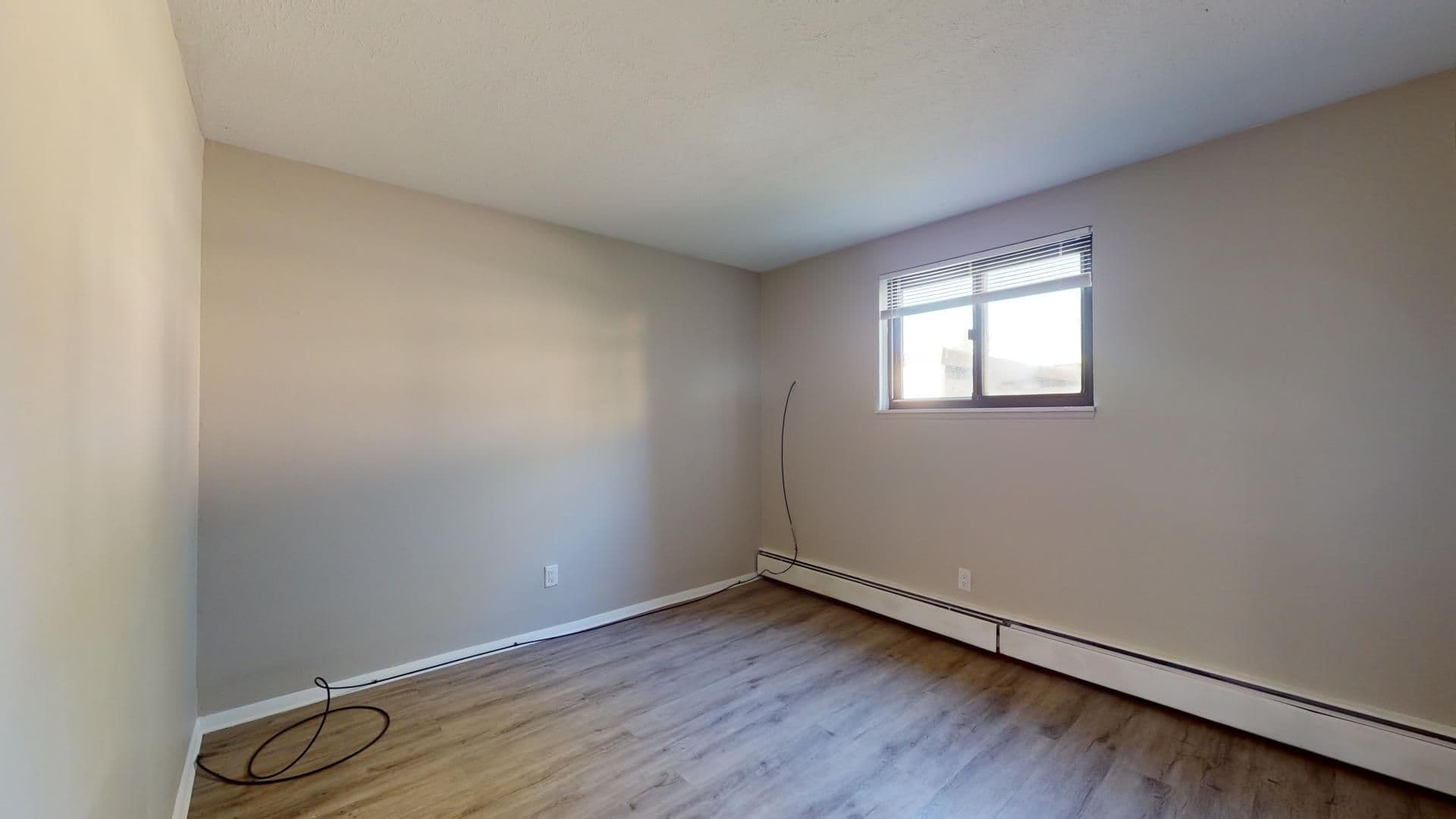 Maple Heights Apartment: 15312 Maple Park Dr.