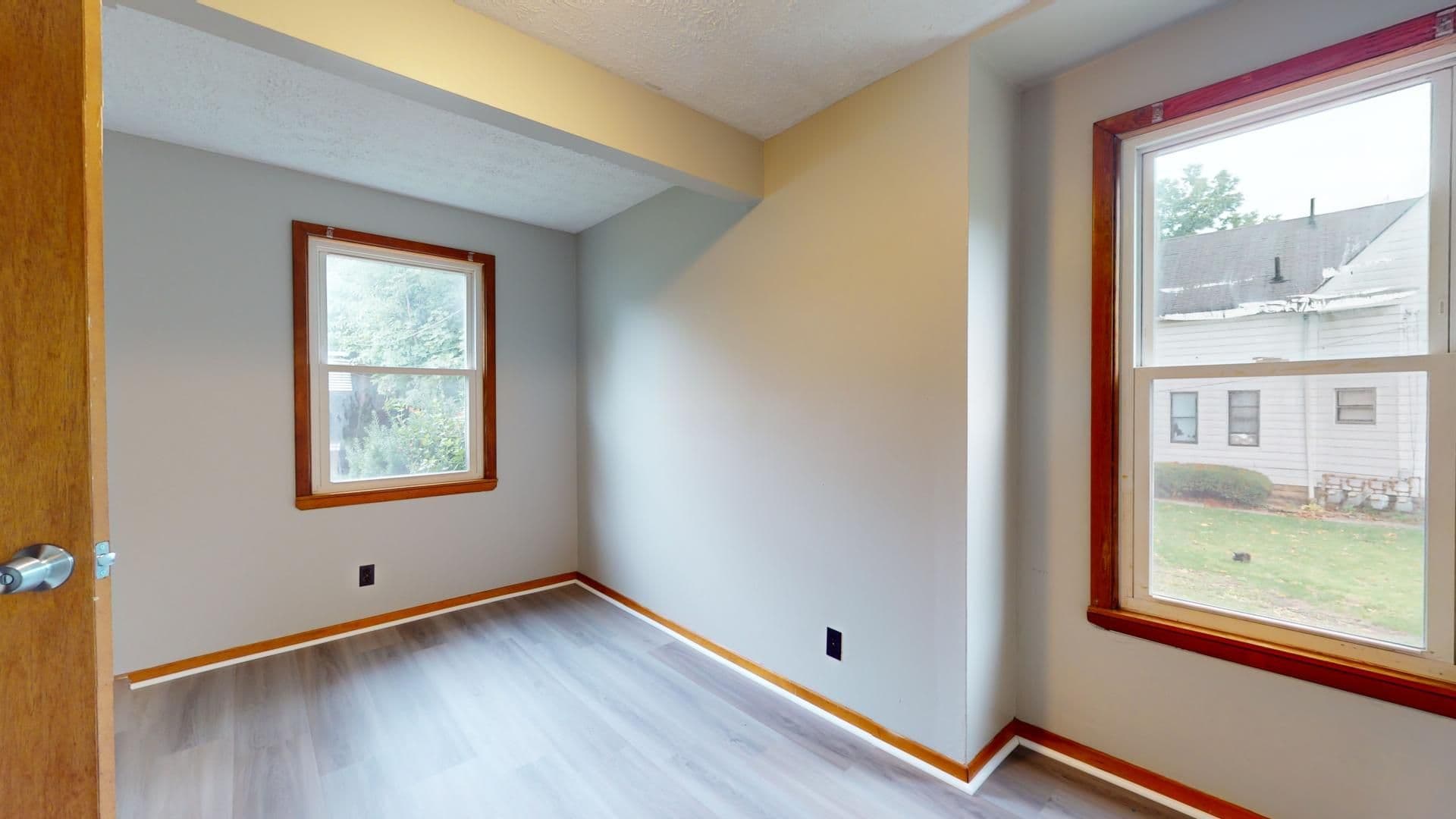 Cleveland Apartment: 3518-3520 West 54th St.