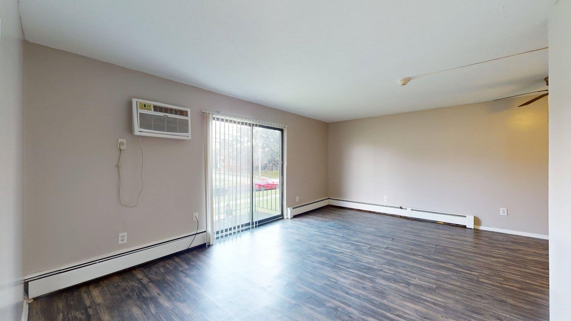 Maple Heights Apartment: 15312 Maple Park Dr.