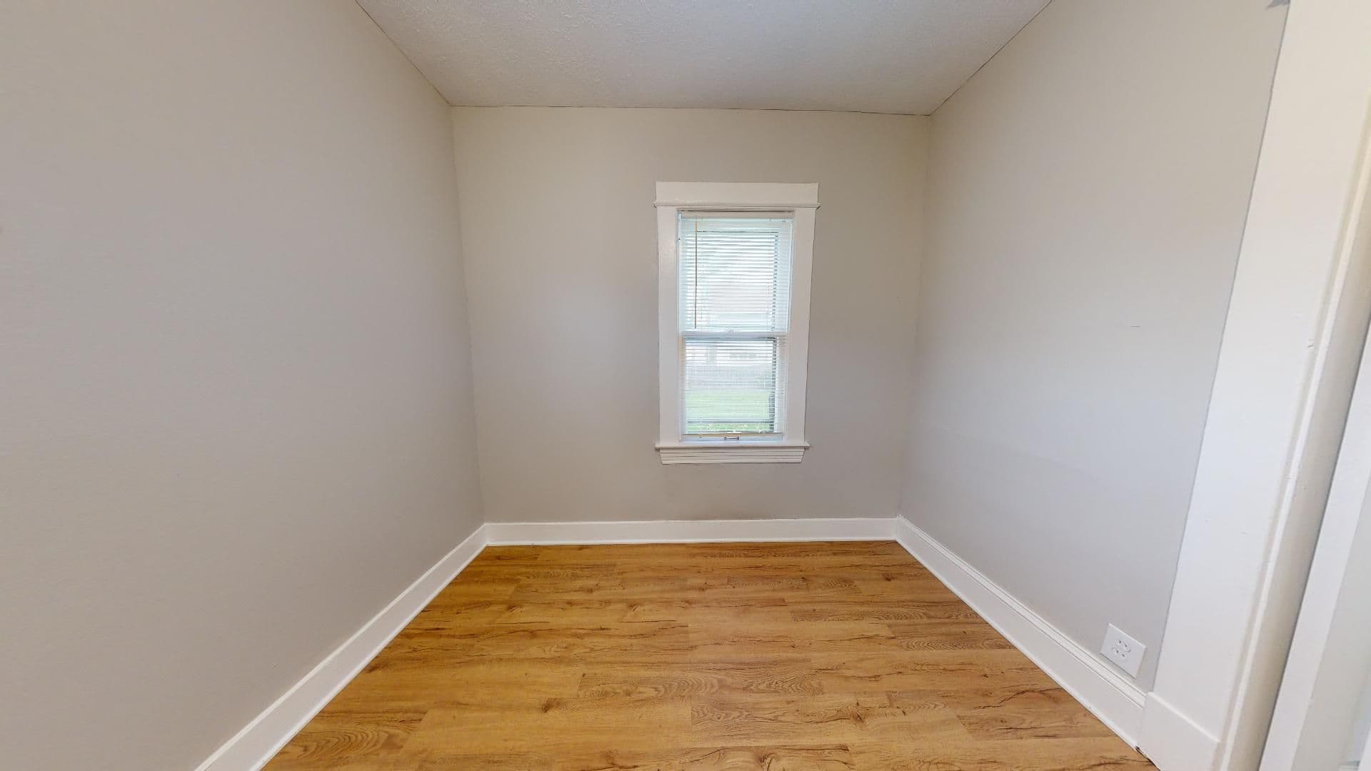 Cleveland Apartment: 4420 Bush Ave.