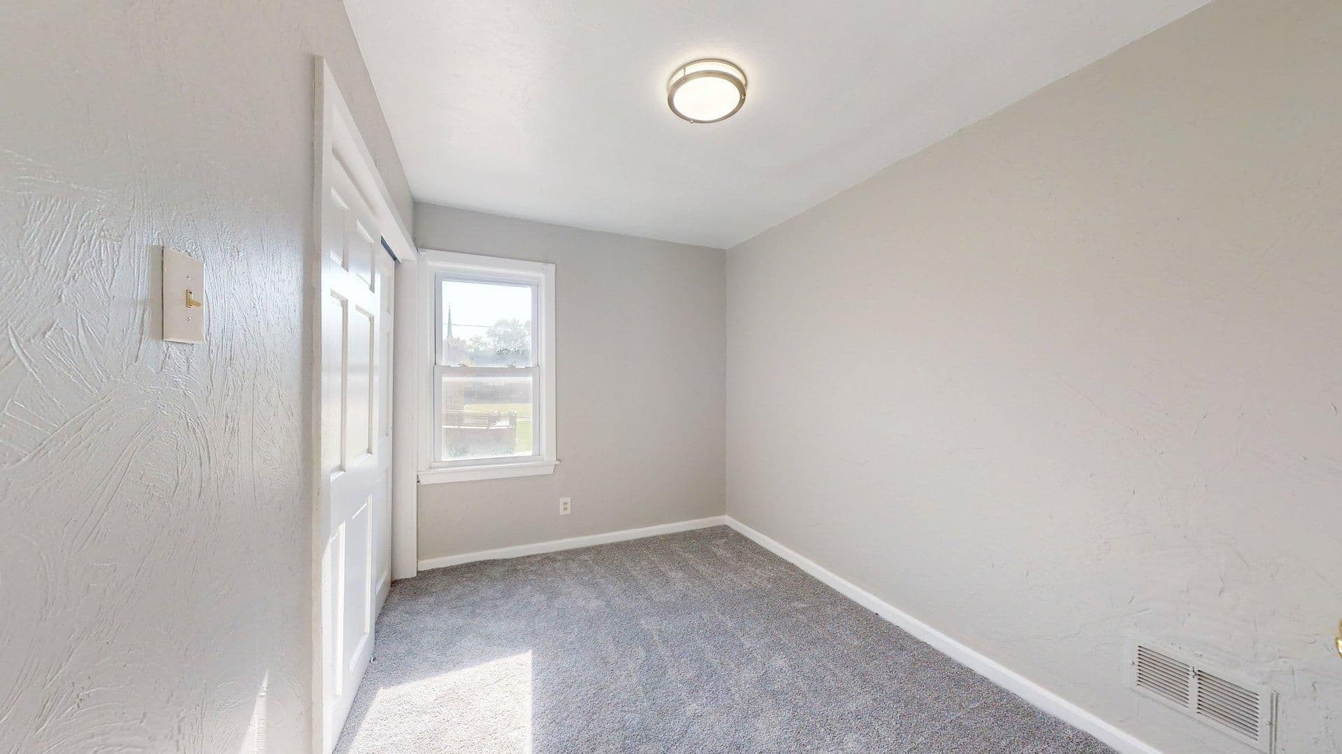 Cleveland House: 10914 Oliver Road