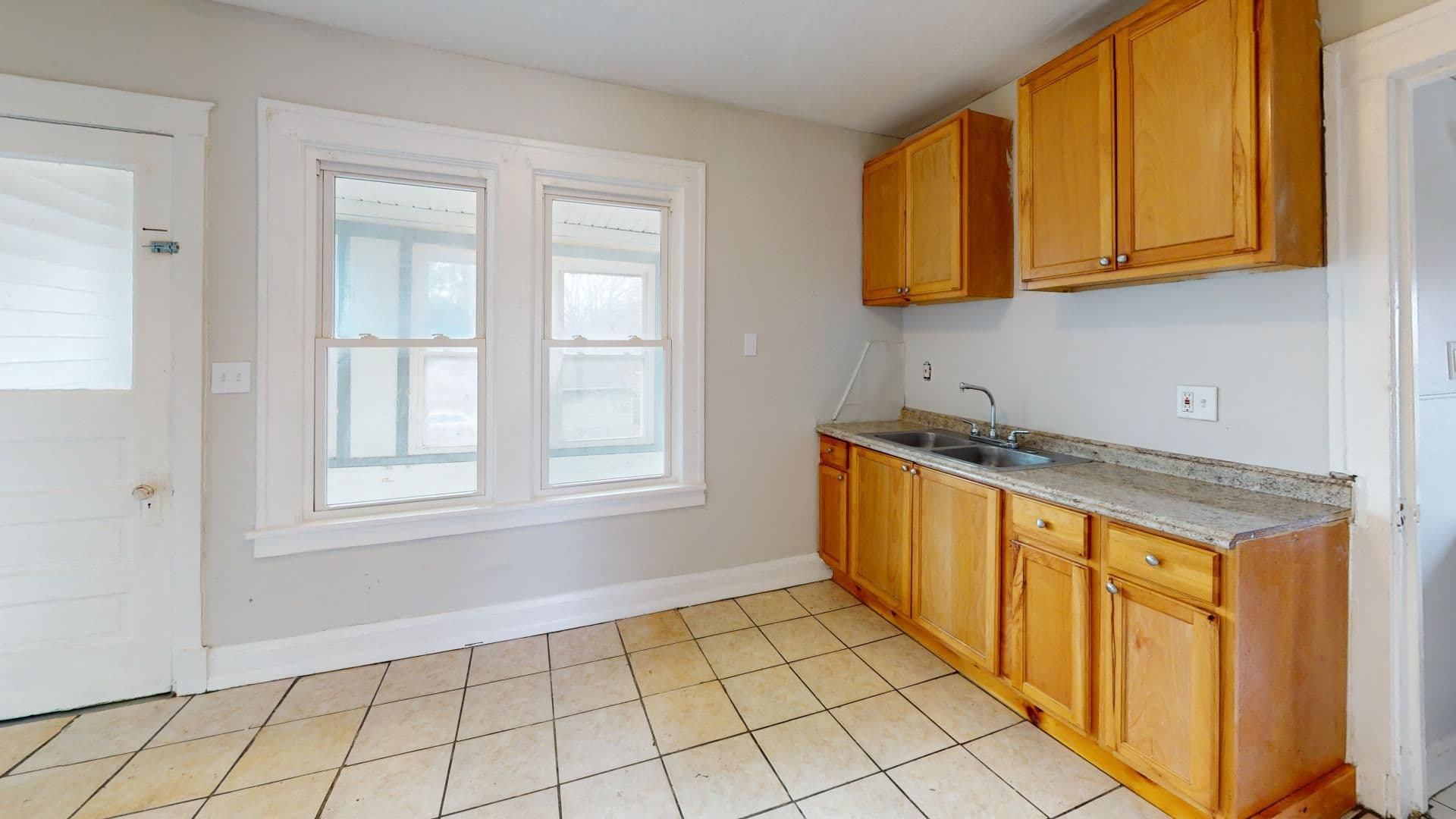 Cleveland Apartment: 3186 West 52nd St.