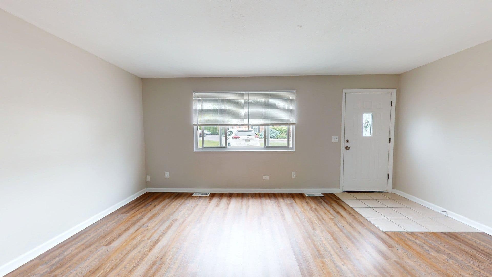Elyria Apartment: 630 S. Abbe Rd.