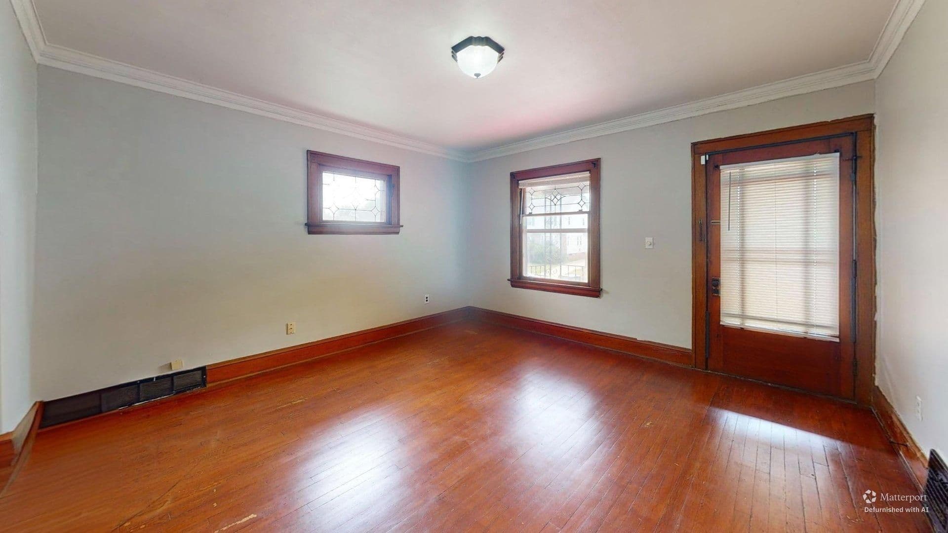 Garfield Heights Apartment: 9715 Plymouth Avenue