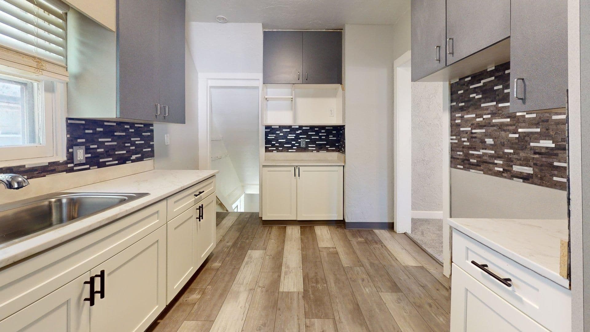 Cleveland House: 10914 Oliver Road