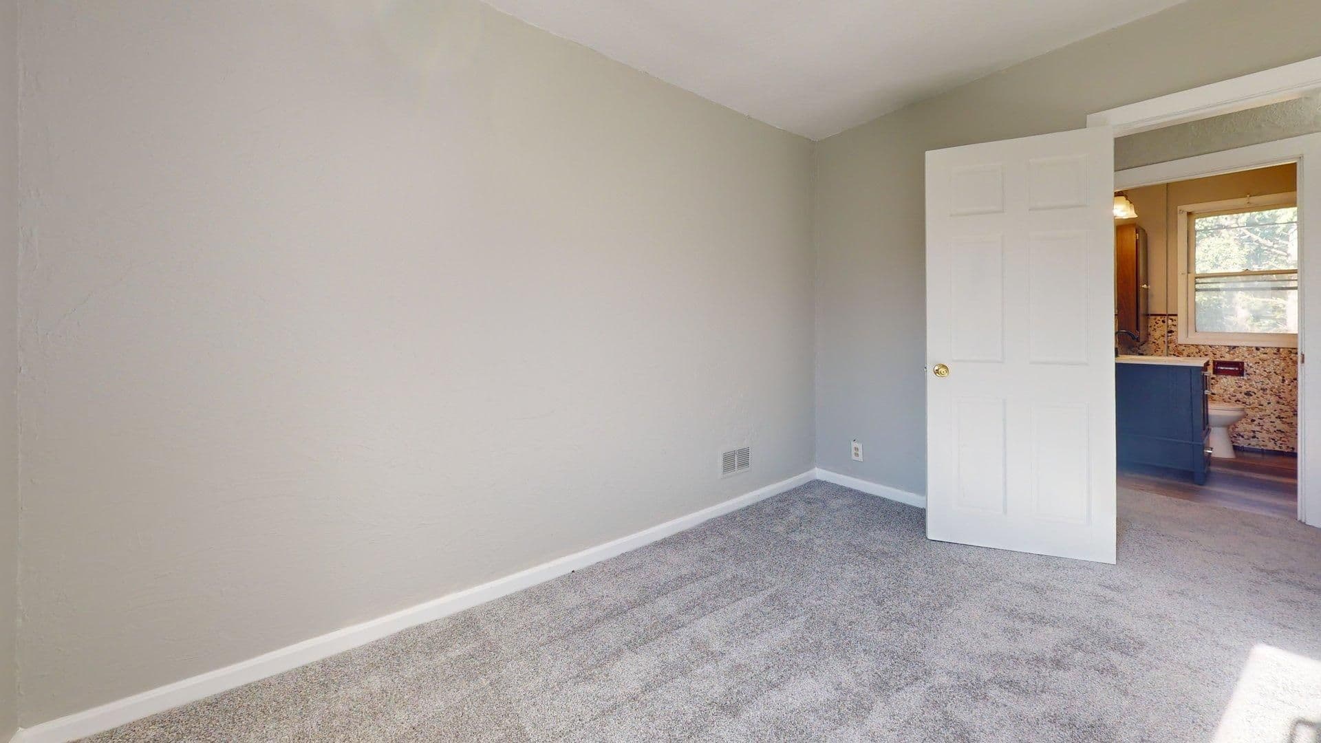 Cleveland House: 10914 Oliver Road