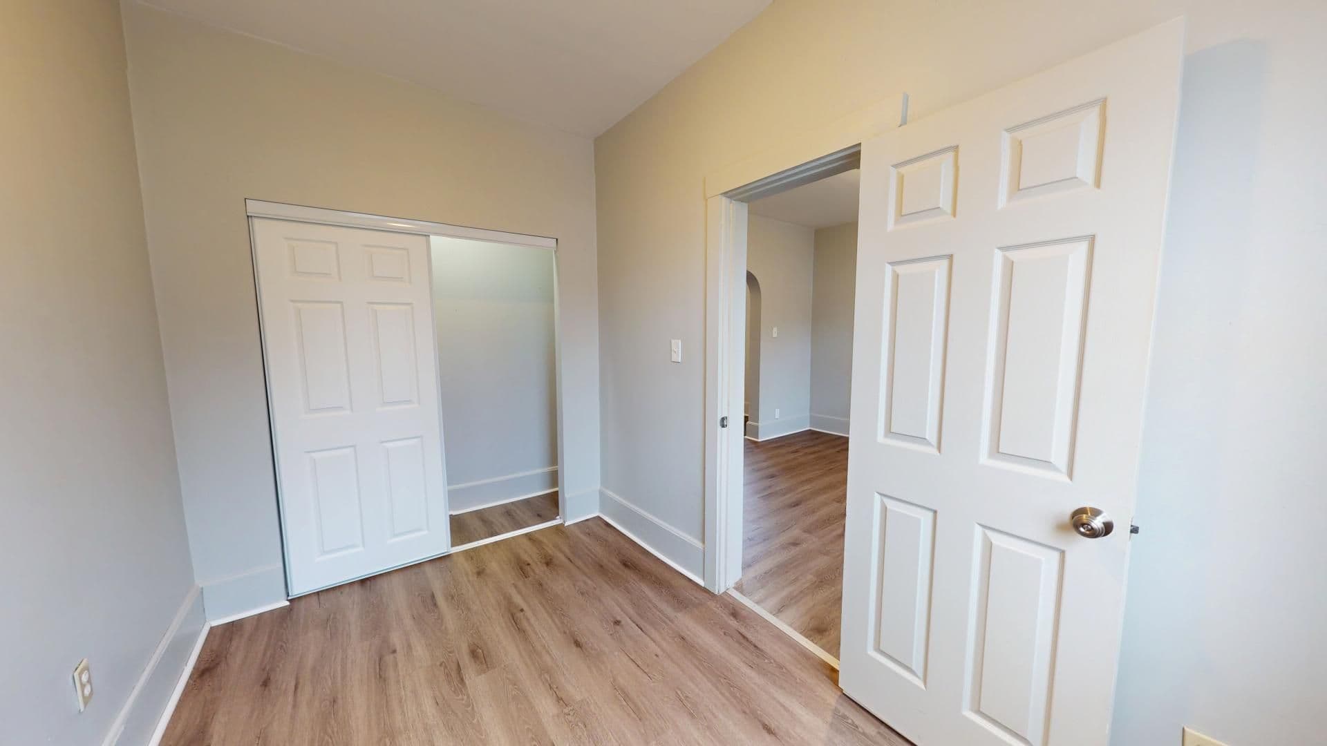 Cleveland Apartment: 3209 West 46th St