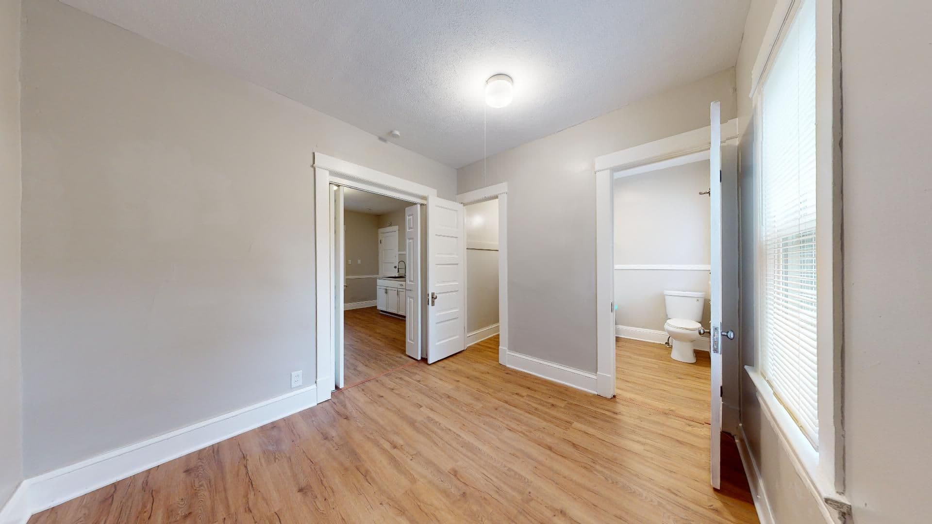 Cleveland Apartment: 4420 Bush Ave.