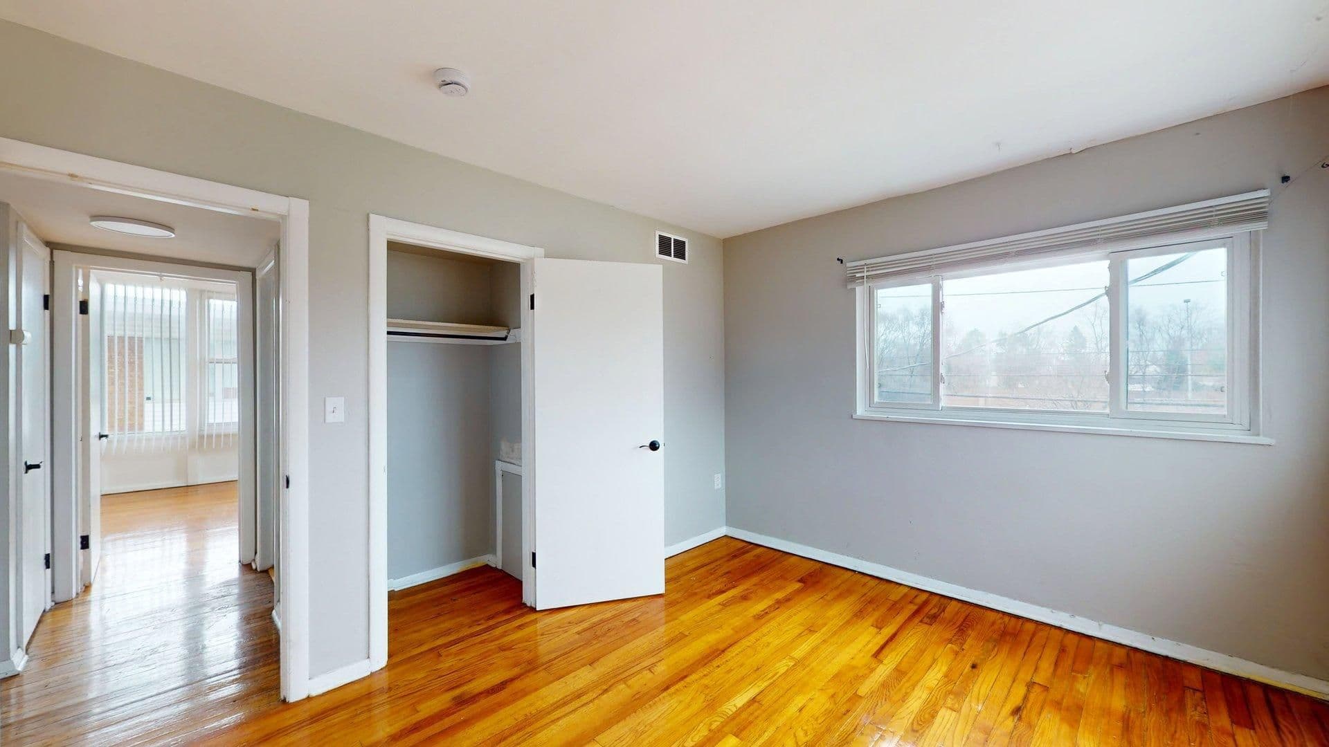 Rocky River Apartment: 18915 Hilliard Blvd.