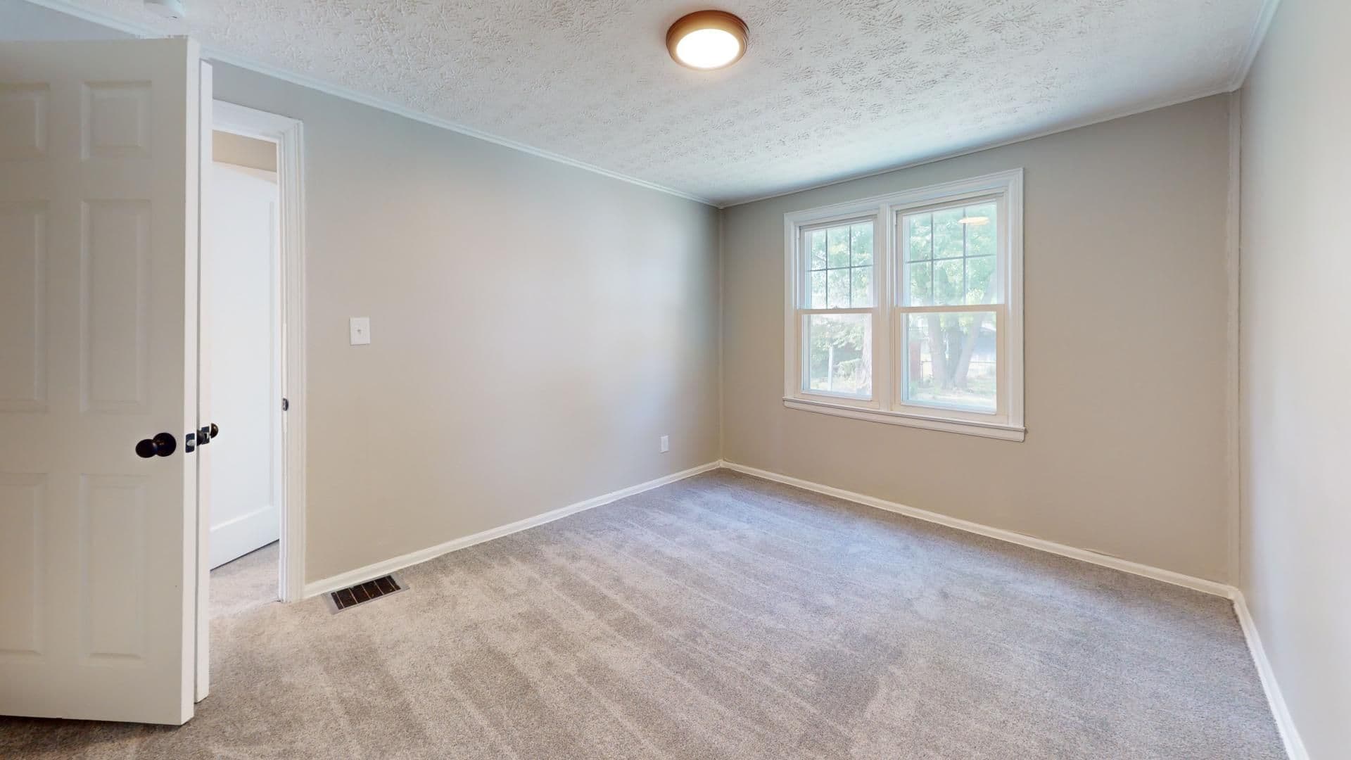 Cleveland House: 18508 Rockland Ave.