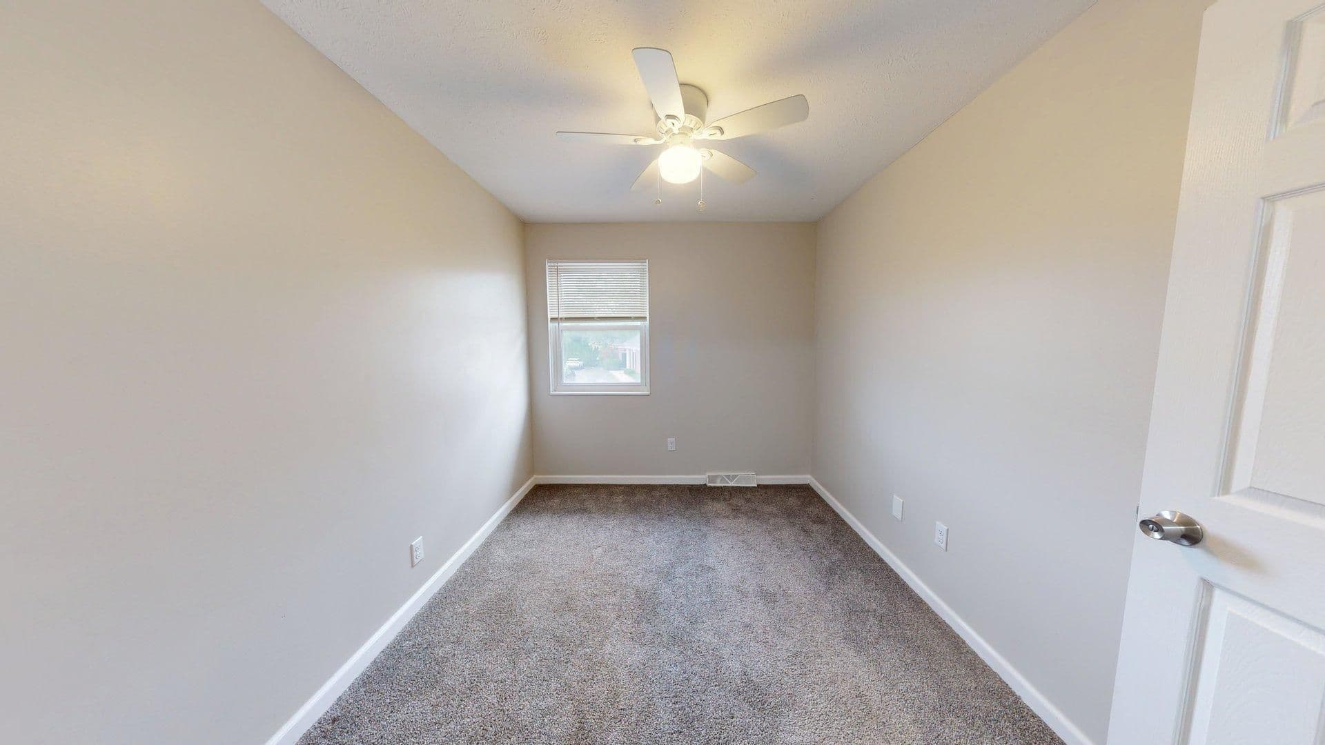Elyria Apartment: 630 S. Abbe Rd.