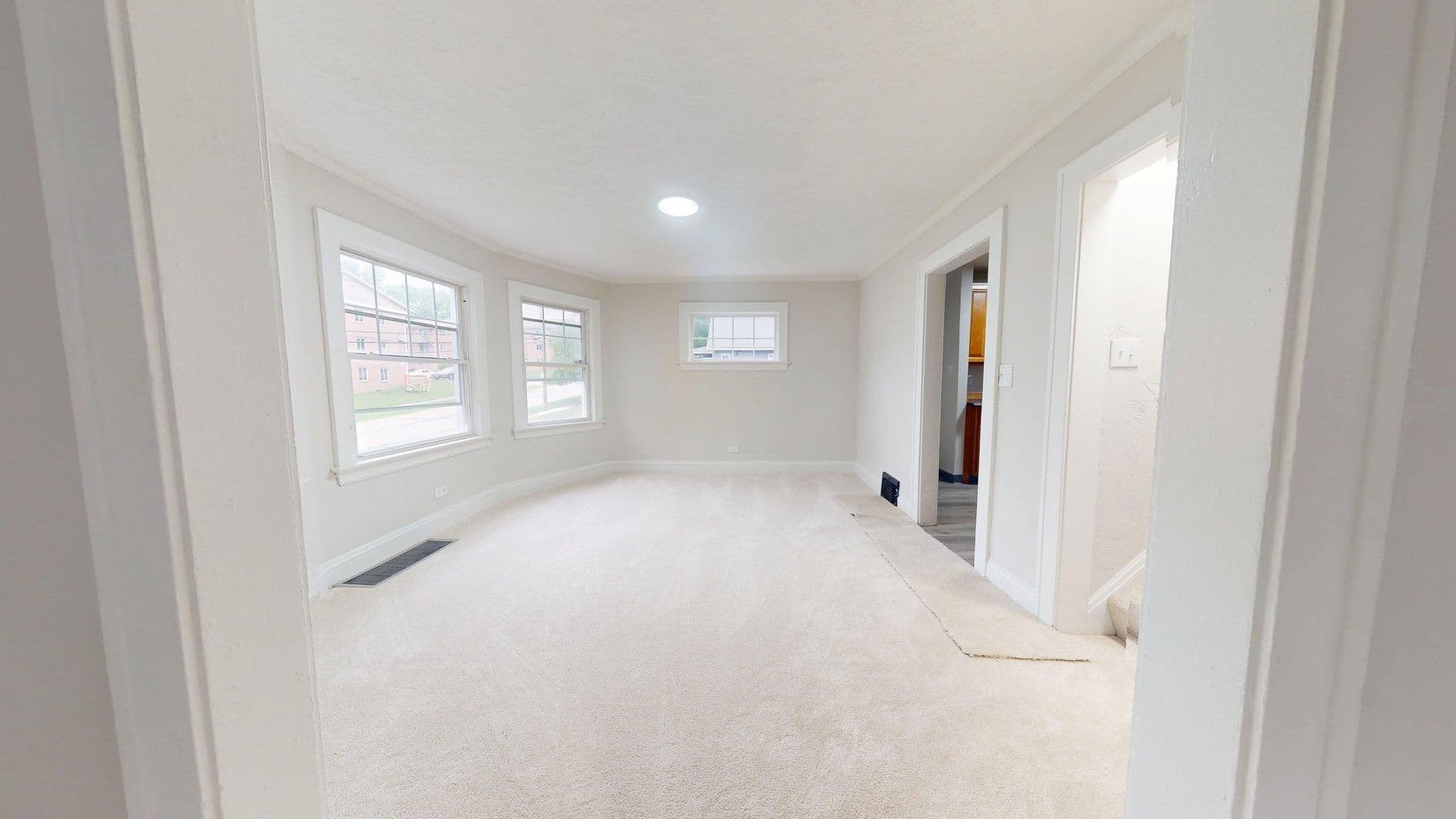 Garfield Heights House: 4955 East 141st Street