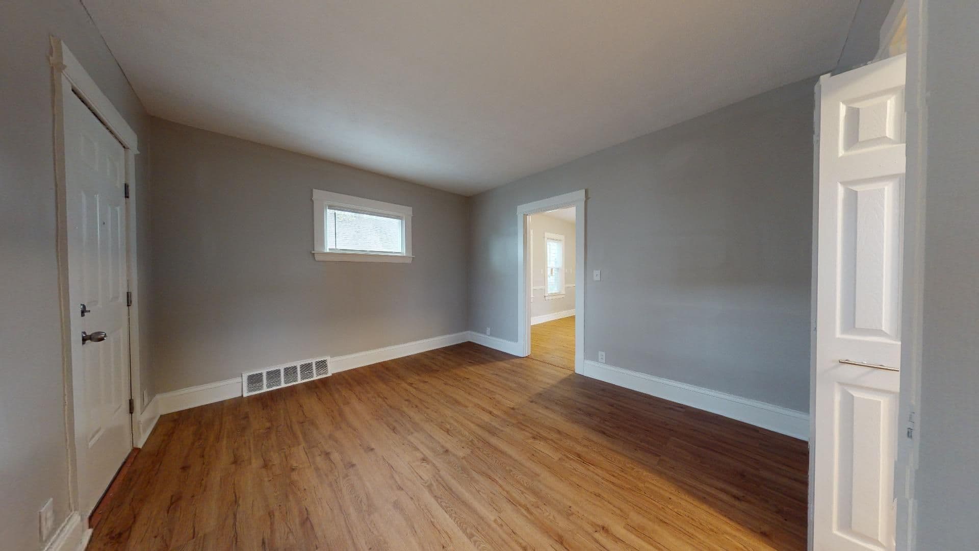 Cleveland Apartment: 4420 Bush Ave.