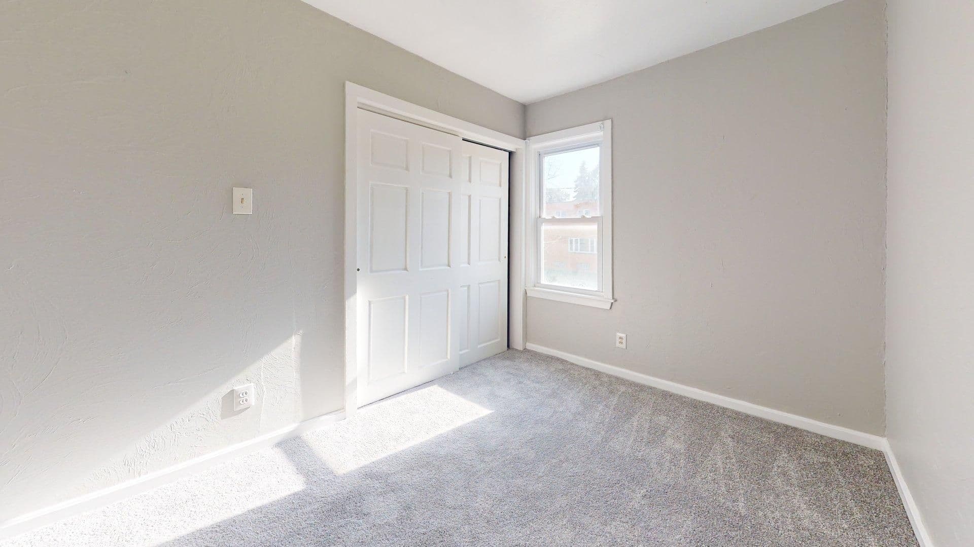 Cleveland House: 10914 Oliver Road