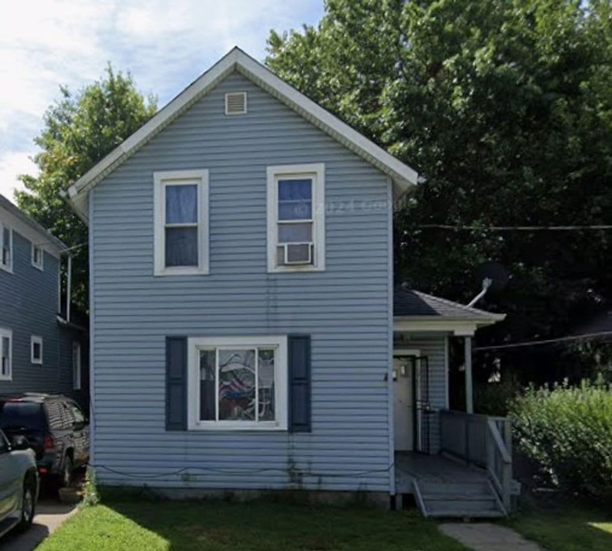 Cleveland House: 6906 Gertrude Ave, Cleveland, OH 44105