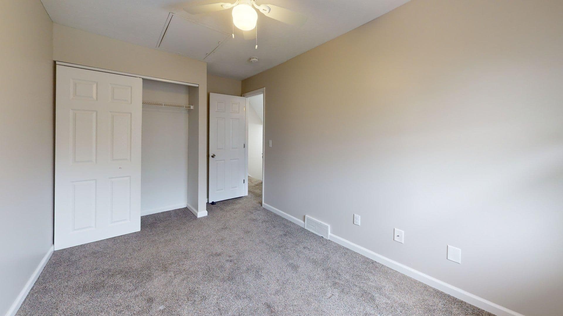 Elyria Apartment: 630 S. Abbe Rd.