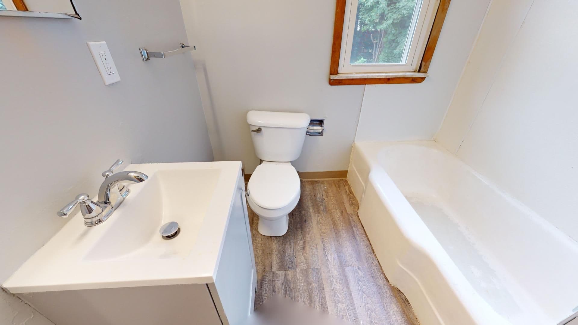 Cleveland Apartment: 3518-3520 West 54th St.